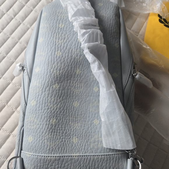 MCM NWT Visetos monogram sling Backpack - Picture 7 of 14